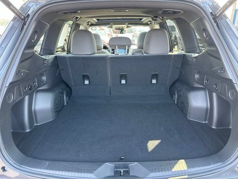 Used 2025 Subaru Forester Premium AWD/4WD image 9