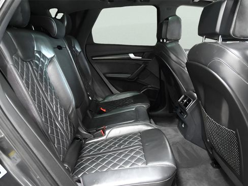Used 2018 Audi SQ5 Premium Plus w/ Navigation Package AWD/4WD image 19