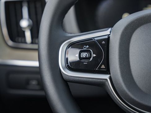 New 2026 Volvo XC60 B5 Ultra w/ Protection Package Premier image 30