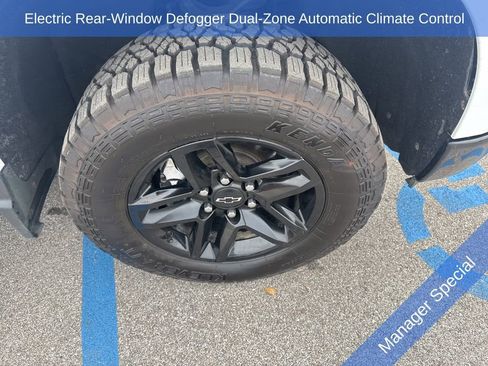 Used 2022 Chevrolet Silverado 1500 LT Trail Boss w/ Convenience Package II image 9