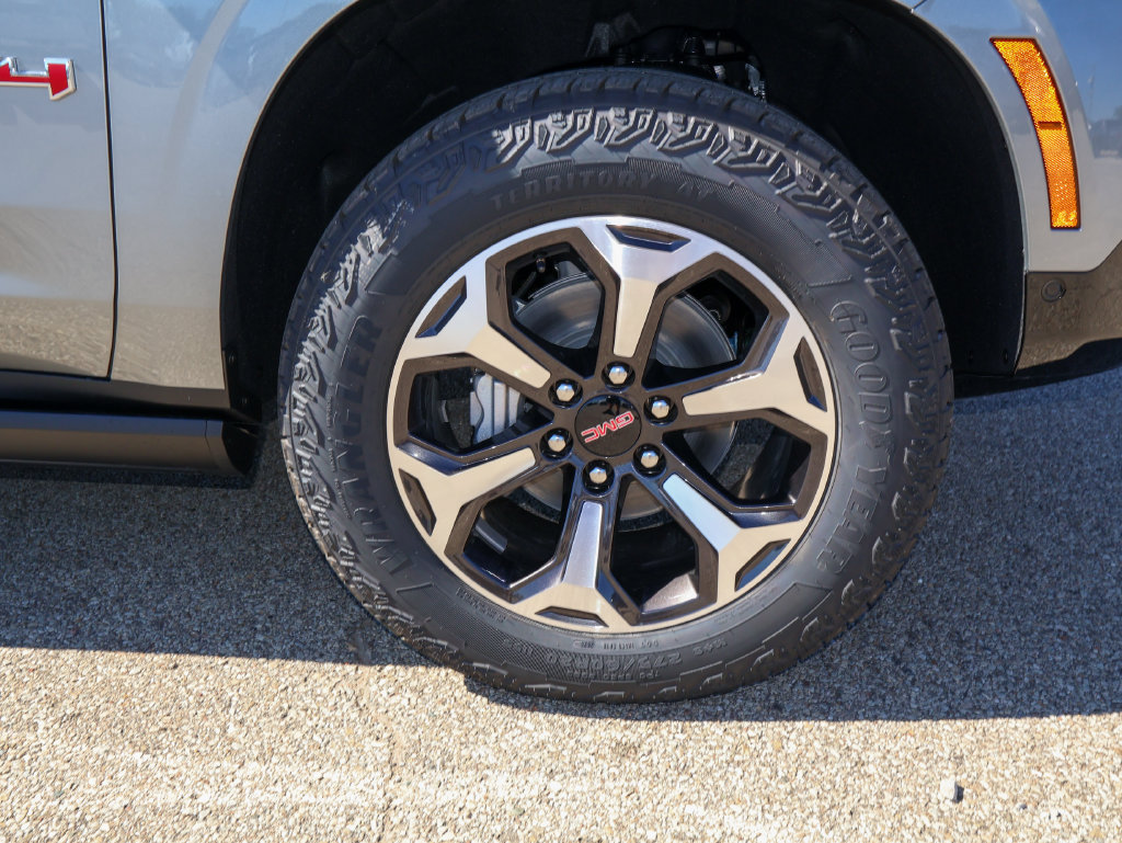 New 2026 GMC Yukon AT4 Ultimate AWD/4WD image 44