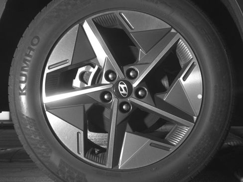 Used 2025 Hyundai Tucson SEL FWD image 15