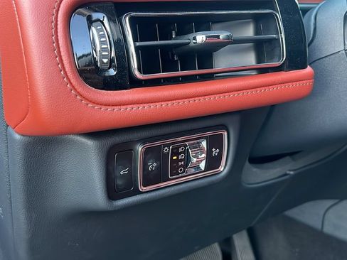 Used 2025 Lincoln Aviator Reserve w/ Equipment Group 201A AWD/4WD image 15