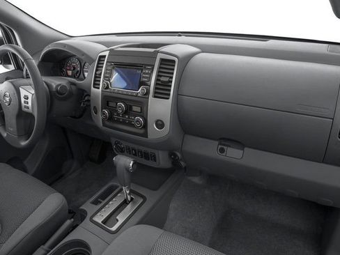 Used 2017 Nissan Frontier SV w/ SV Value Truck Package RWD image 21
