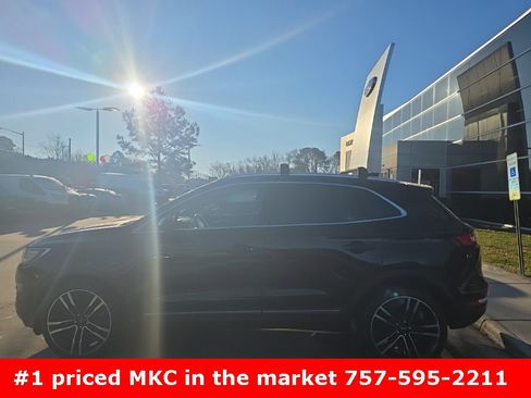 Used 2017 Lincoln MKC Reserve image 8