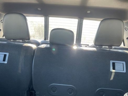 Used 2011 Ford F150 Raptor w/ Raptor Luxury Pkg image 11