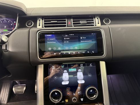 Used 2021 Land Rover Range Rover P525 Westminster Edition LWB image 25