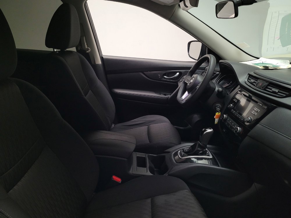Used 2017 Nissan Rogue S w/ S Appearance Package FWD image 21