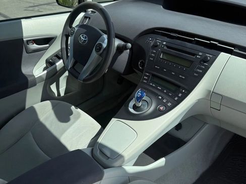 Used 2010 Toyota Prius Two image 26