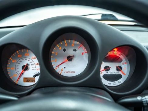 Used 2001 Toyota MR2 image 29