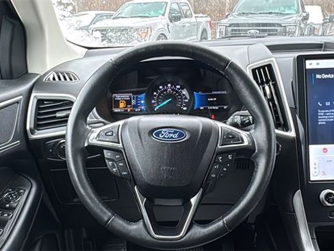 Certified 2022 Ford Edge SEL w/ Convenience Package image 14