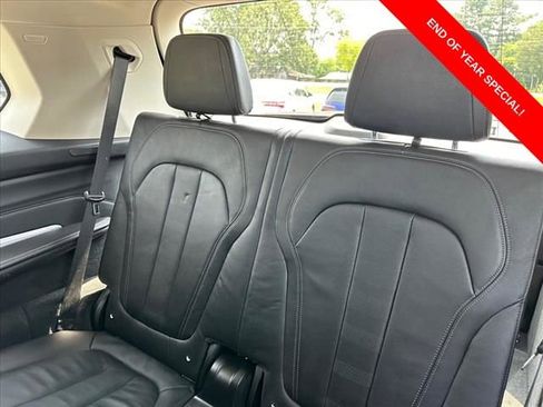 Used 2021 BMW X7 xDrive40i w/ Parking Assistance Package image 10