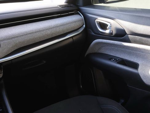Used 2025 Jeep Compass Sport AWD/4WD image 17