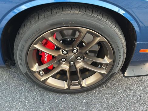 Used 2022 Dodge Challenger SRT Hellcat w/ Plus Package image 32