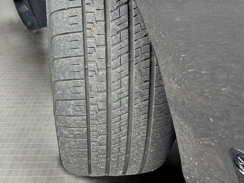 Used 2022 Genesis G70 3.3T image 11