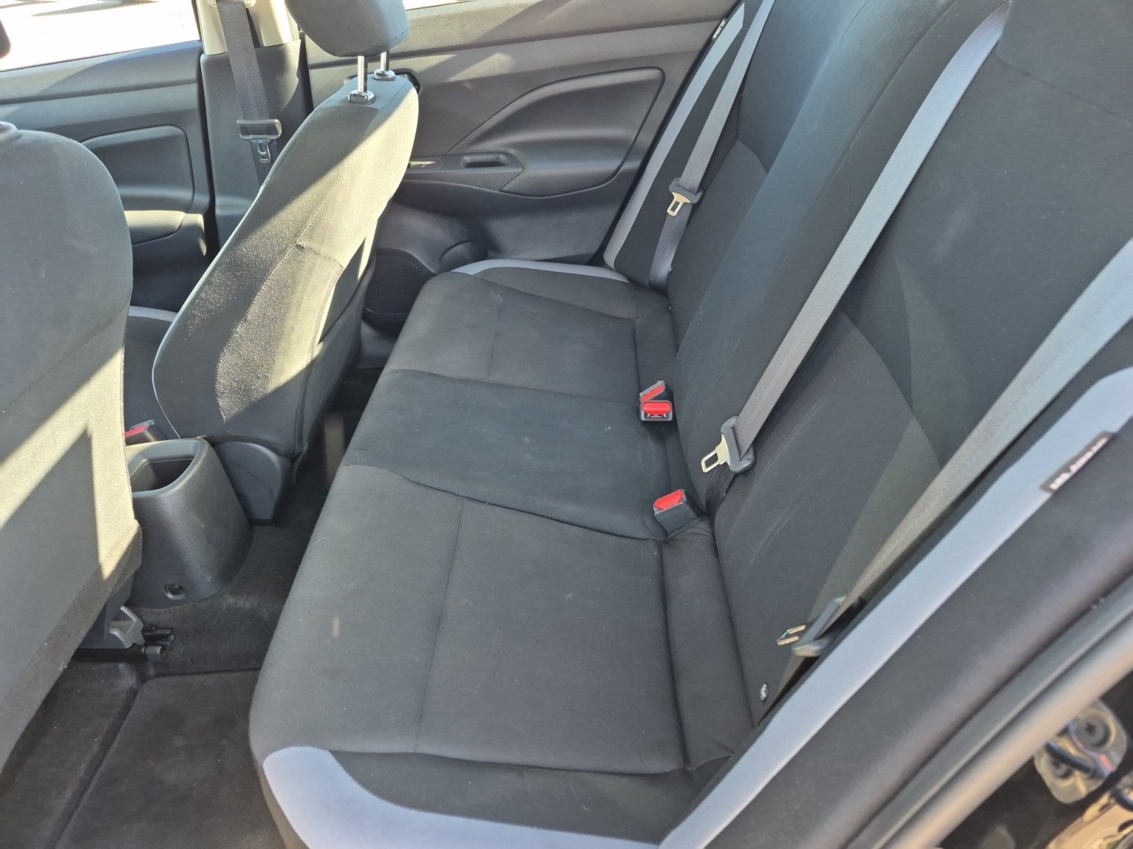 Used 2025 Nissan Versa S FWD image 20