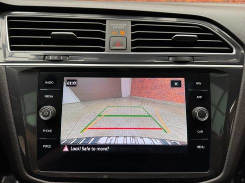 Used 2024 Volkswagen Tiguan SEL R-Line AWD/4WD image 22