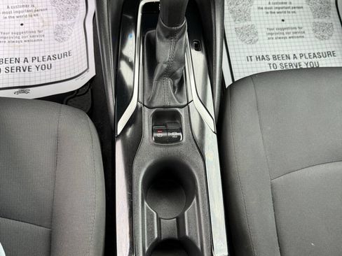 Used 2021 Toyota Corolla LE FWD image 20