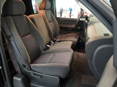 Used 2009 Chevrolet Silverado 1500 LT w/ Power Pack Plus AWD/4WD image 31