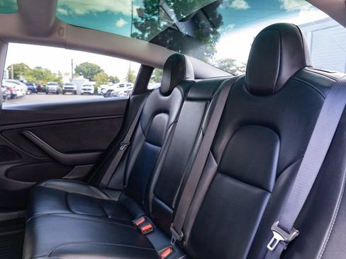 Used 2021 Tesla Model 3 Performance AWD/4WD image 18