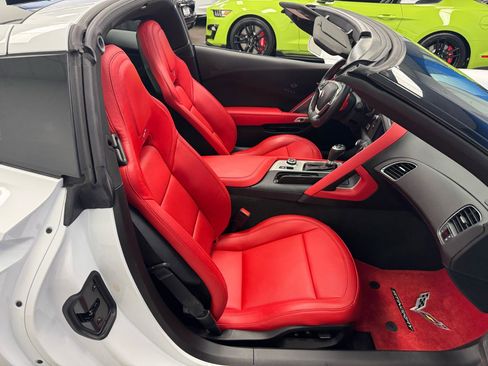 Used 2019 Chevrolet Corvette Stingray Coupe w/ 2LT Preferred Equipment Group RWD image 17