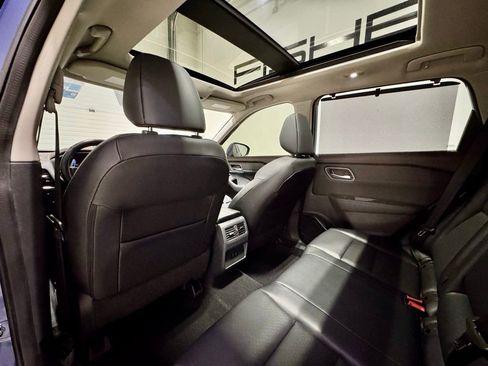 Used 2021 Nissan Rogue SV w/ Premium Package image 24