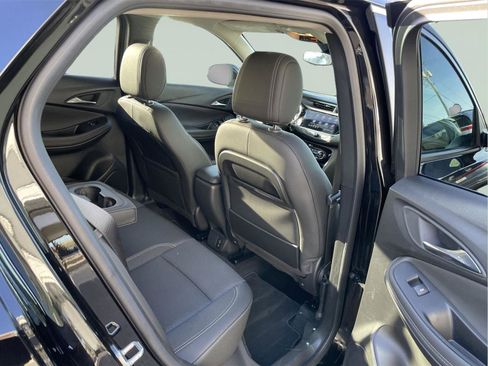 Used 2023 Buick Encore GX Select w/ Sport Touring Package FWD image 17
