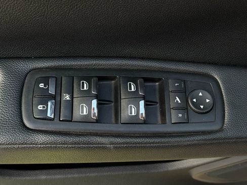 Used 2017 Maserati Ghibli image 25