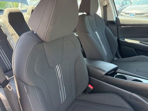 Used 2023 Hyundai Elantra Blue FWD image 24