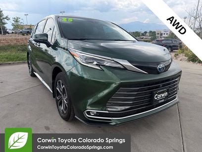 Used 2025 Toyota Sienna Platinum