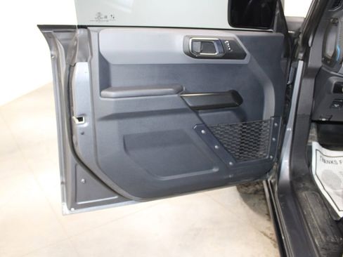 Used 2024 Ford Bronco Black Diamond image 24