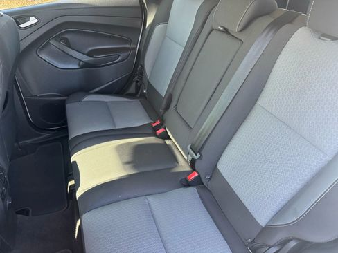 Used 2018 Ford Escape SE image 20