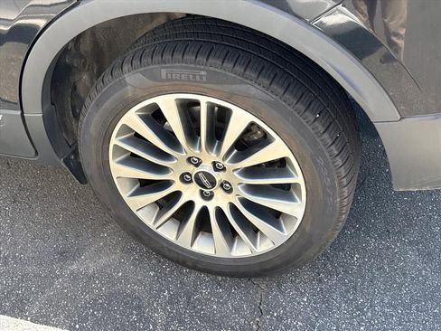 Used 2017 Lincoln MKC Reserve FWD image 15