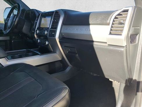 Used 2019 Ford F250 Platinum w/ Platinum Ultimate Package image 22