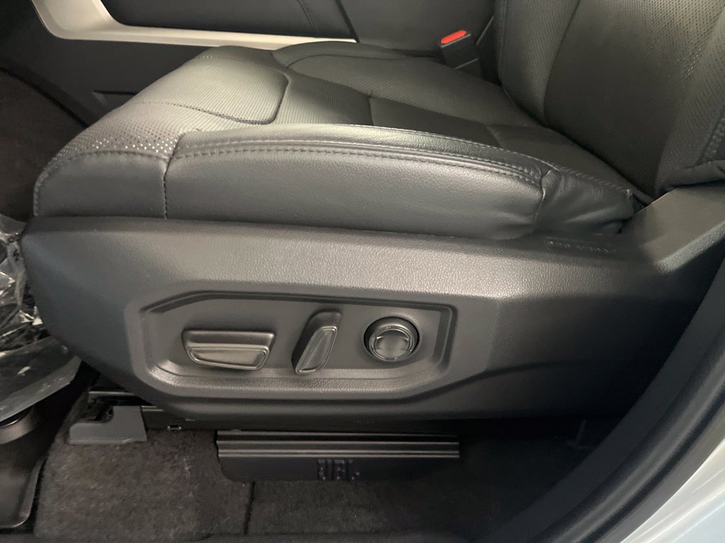 Used 2023 Toyota Tundra Limited AWD/4WD image 54