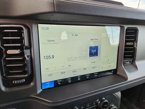 New 2025 Ford Bronco Badlands image 17