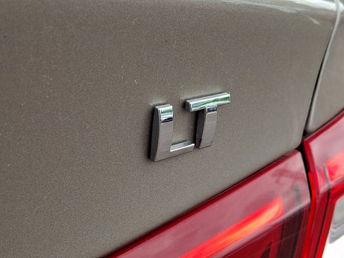 Used 2023 Chevrolet Malibu LT FWD image 30
