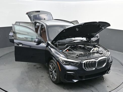 Certified 2023 BMW X5 xDrive40i w/ M Sport Package image 44