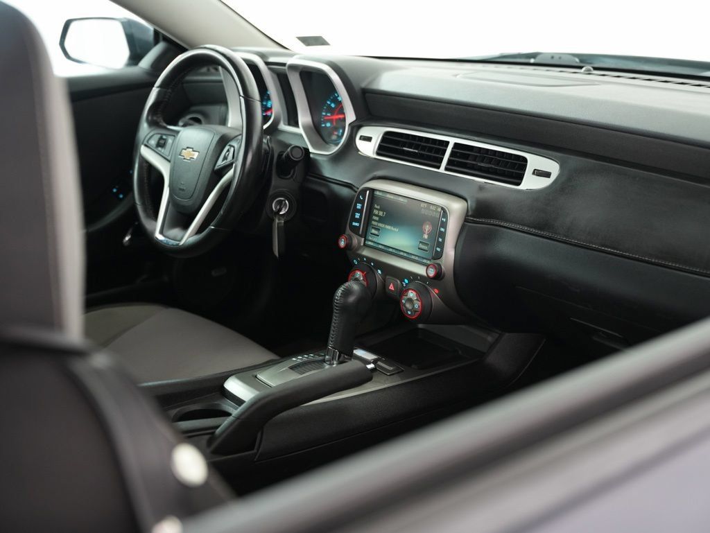 Used 2013 Chevrolet Camaro LT RWD image 43