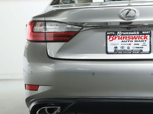 Used 2018 Lexus ES 350 w/ Premier Package FWD image 45