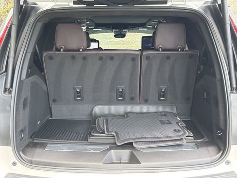 Used 2024 Cadillac Escalade Premium Luxury Platinum w/ Heavy-Duty Trailer Package image 18