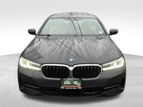 Used 2021 BMW 530i xDrive w/ Premium Package AWD/4WD image 2