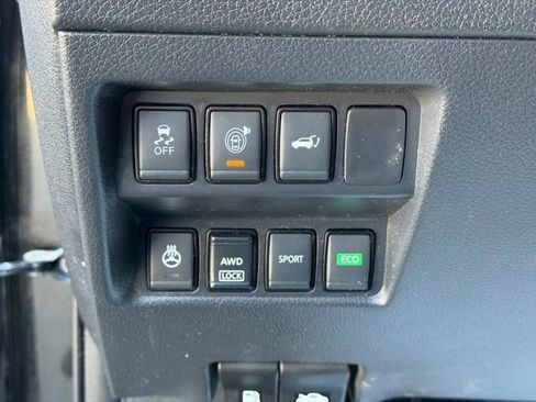 Used 2017 Nissan Rogue SL w/ SL Premium Package AWD/4WD image 25