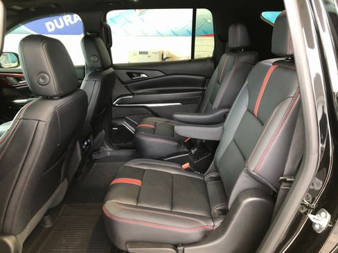 Used 2026 Chevrolet Traverse RS image 12