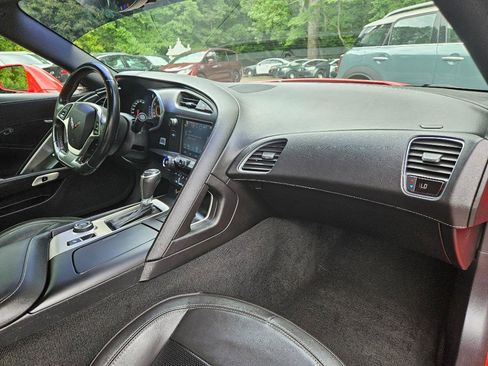 Used 2017 Chevrolet Corvette Stingray Coupe w/ Carbon Flash Badge Package image 51