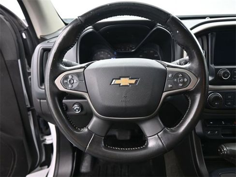 Used 2017 Chevrolet Colorado Z71 image 28