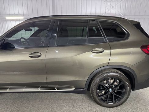 Used 2023 BMW X5 xDrive40i w/ Premium Package AWD/4WD image 16