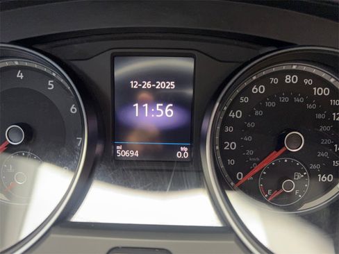 Used 2021 Volkswagen Atlas Cross Sport SE image 61