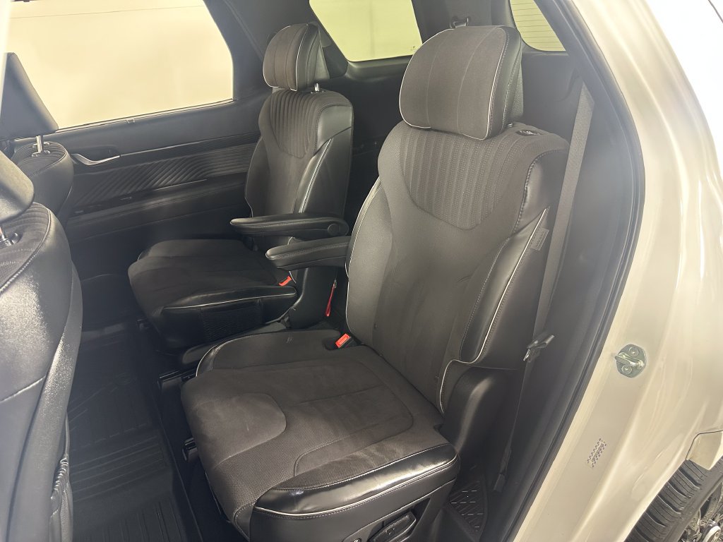 Used 2024 Hyundai Palisade Calligraphy AWD/4WD image 21