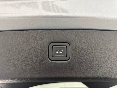 Used 2024 Chevrolet Blazer LT w/ Convenience Package FWD image 26